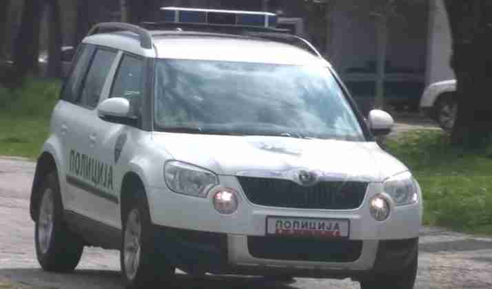 Kallëzim penal kundër dy policëve në Maqedoni, pezullohen nga vendi i punës